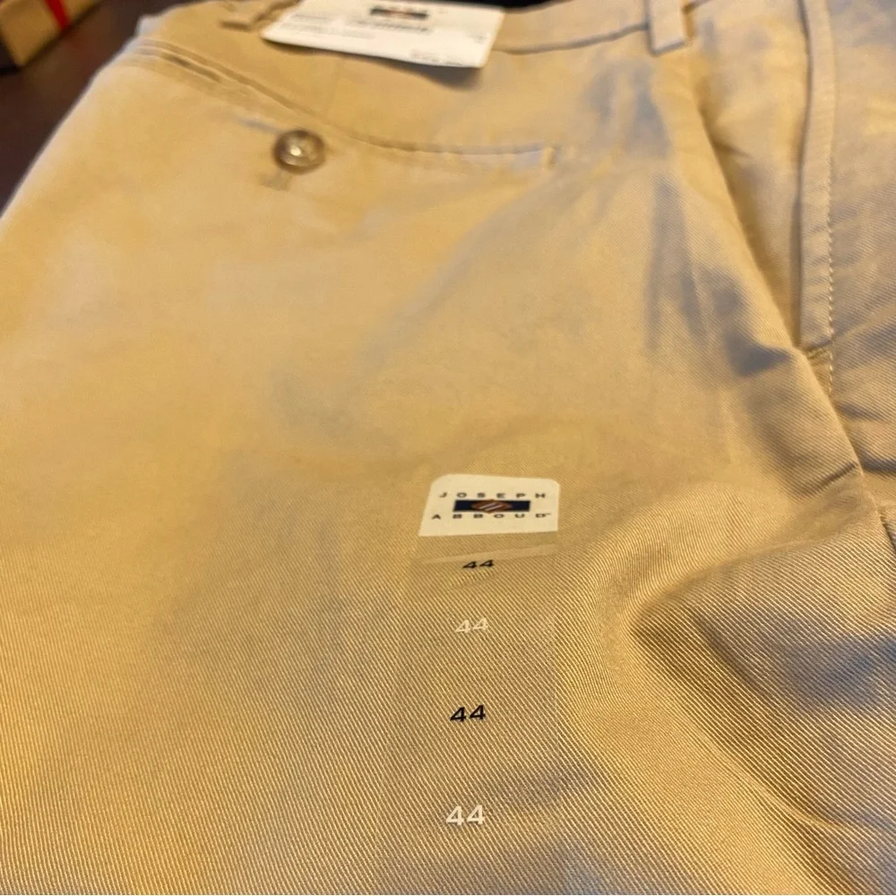 JOSEPH ABBOUD Tan Shorts 44”
